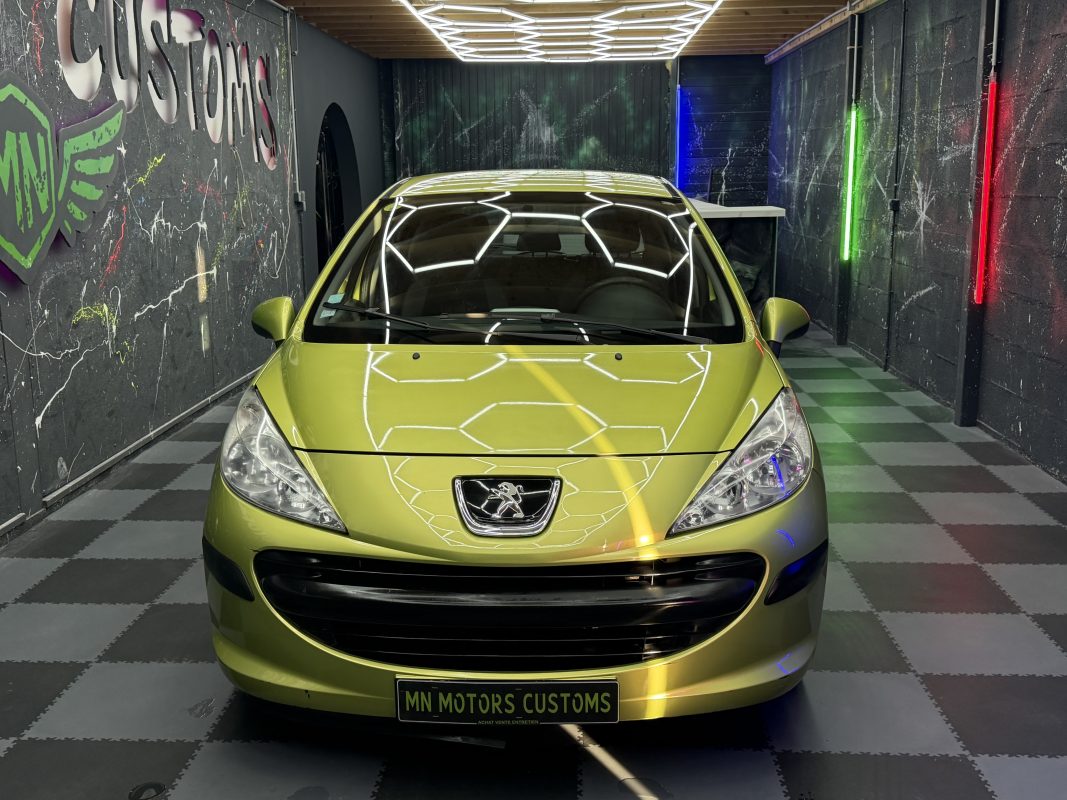 PEUGEOT